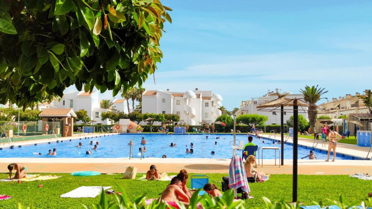 Laguna Beach Costasol - Alojamientos La Torre Torrox Buitenkant foto